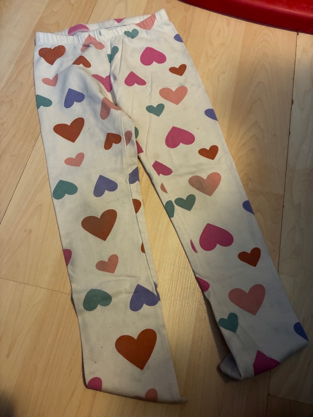 Cat & Jack White Leggings with Multicolor Heart Print
